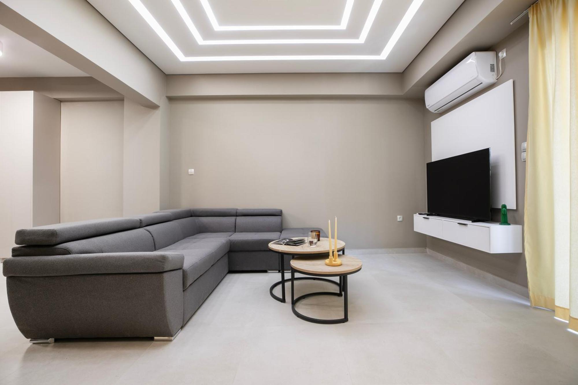 Exarcheia Urban Apartment - Lycabettus Hill アテネ エクステリア 写真