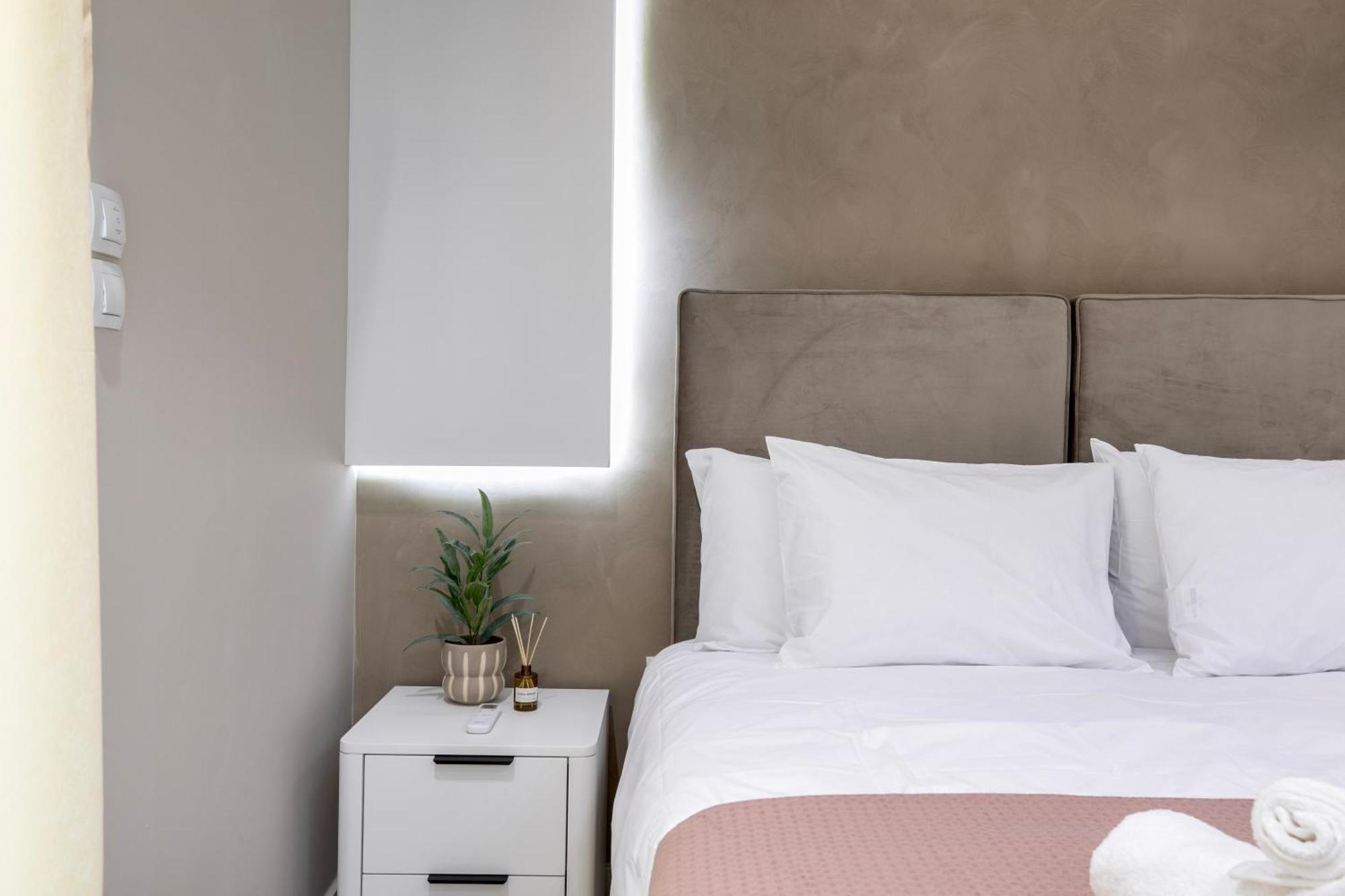 Exarcheia Urban Apartment - Lycabettus Hill アテネ エクステリア 写真