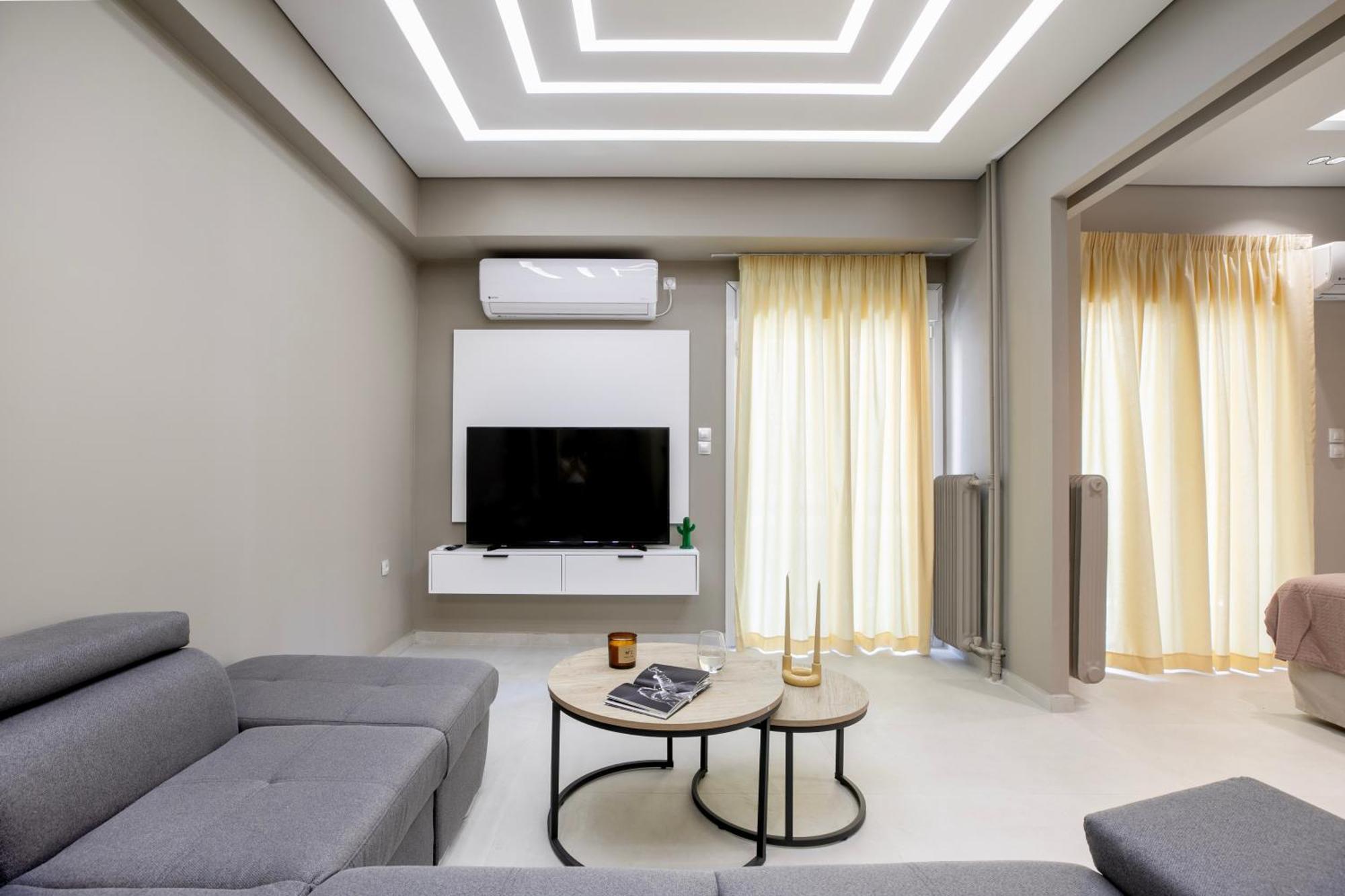 Exarcheia Urban Apartment - Lycabettus Hill アテネ エクステリア 写真